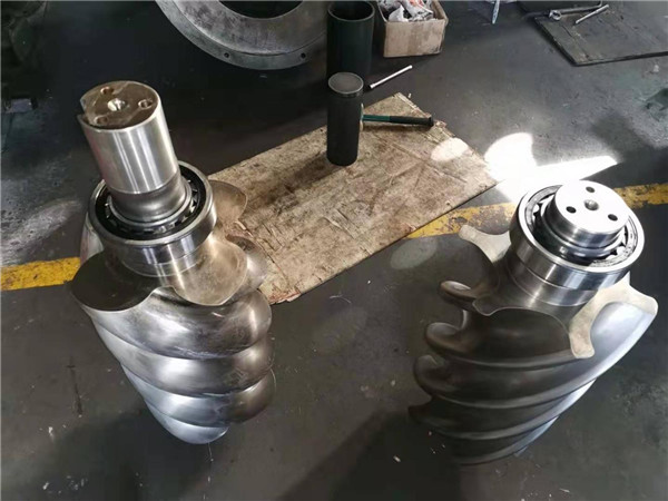 ��ѹ������������������ά����Ŀ