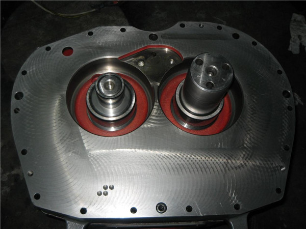 ��ѹ������ά�޷���